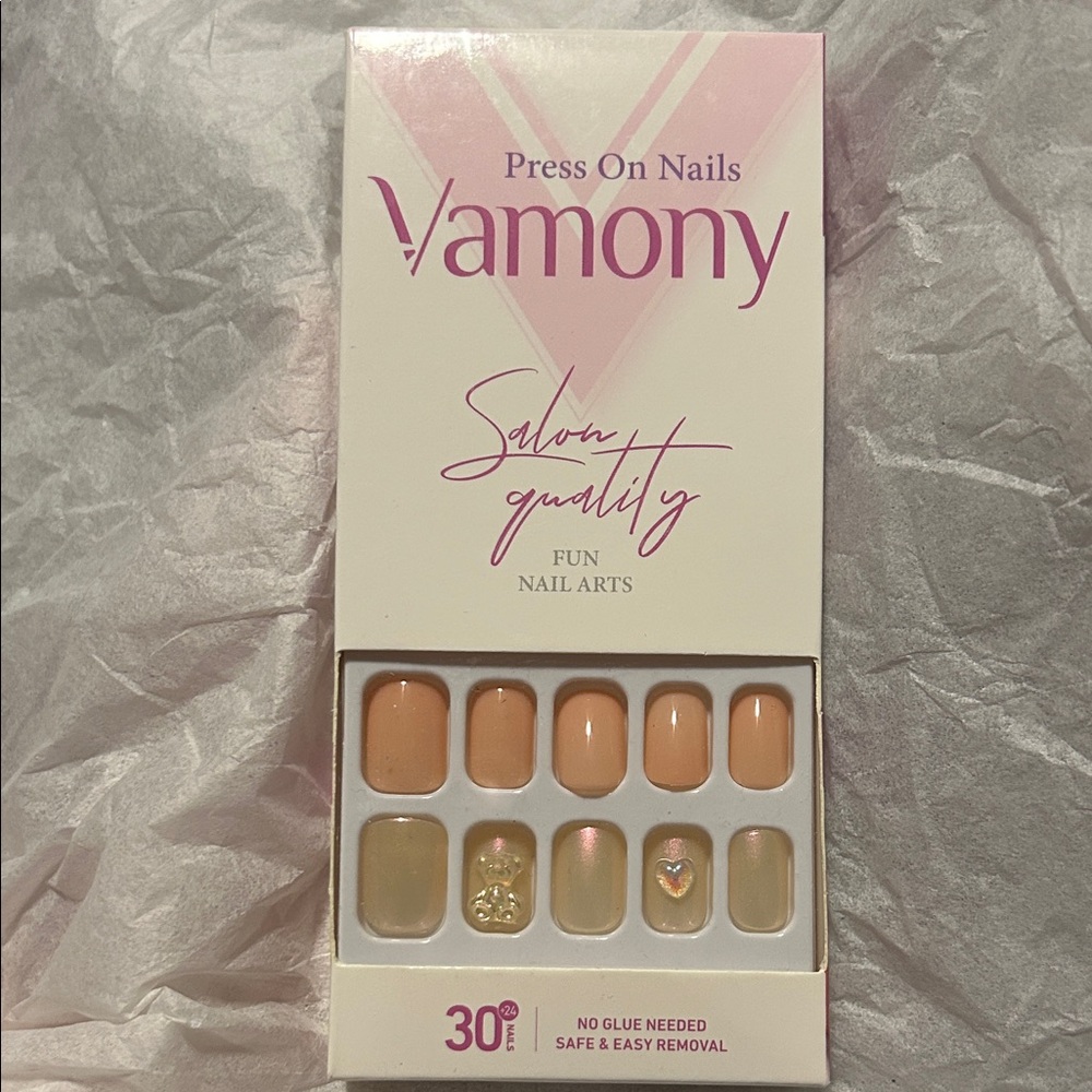 🩷 2/$3 Bundle Vamony Press On Nails 30 Piece  - Teddy Bear Charm